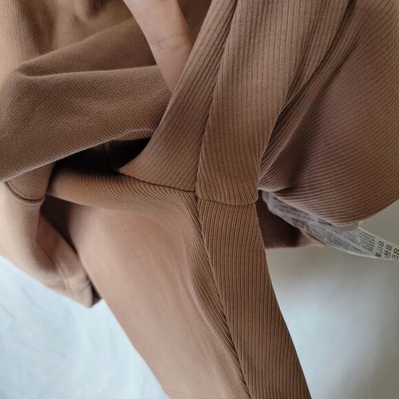 Zara Peach Pink Ribbed High Waisted Knit Bike Short Skirt Skort Size Small - Picture 10 of 12